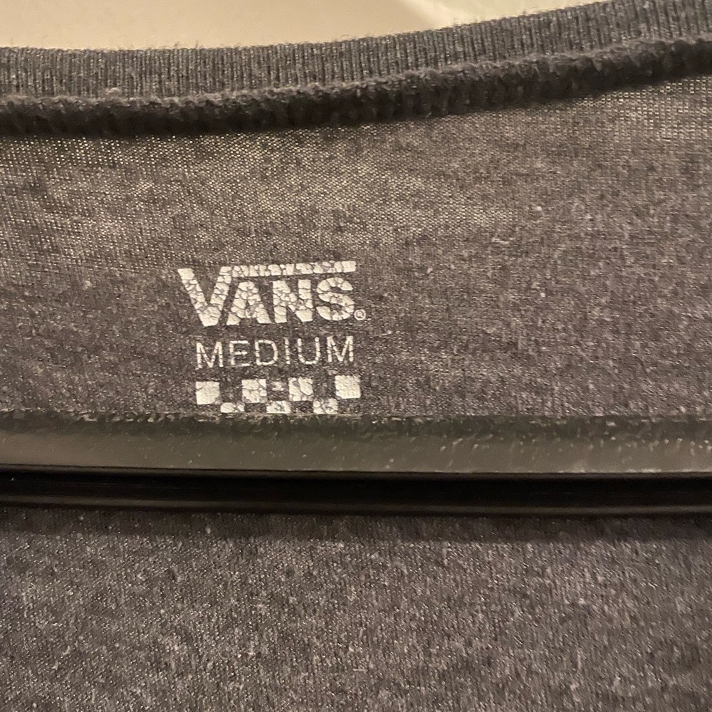 Vans Top - Picture 3 of 3